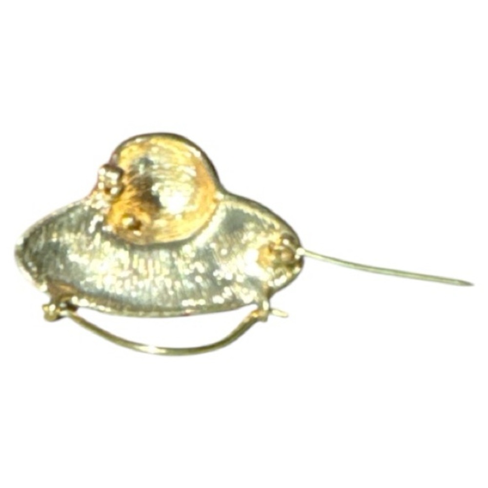 Lot of 4 Pin Brooches -Hat w/ Bow, American Angel, Tiger Cat & Cat Teasing Bird - Picture 3 of 16